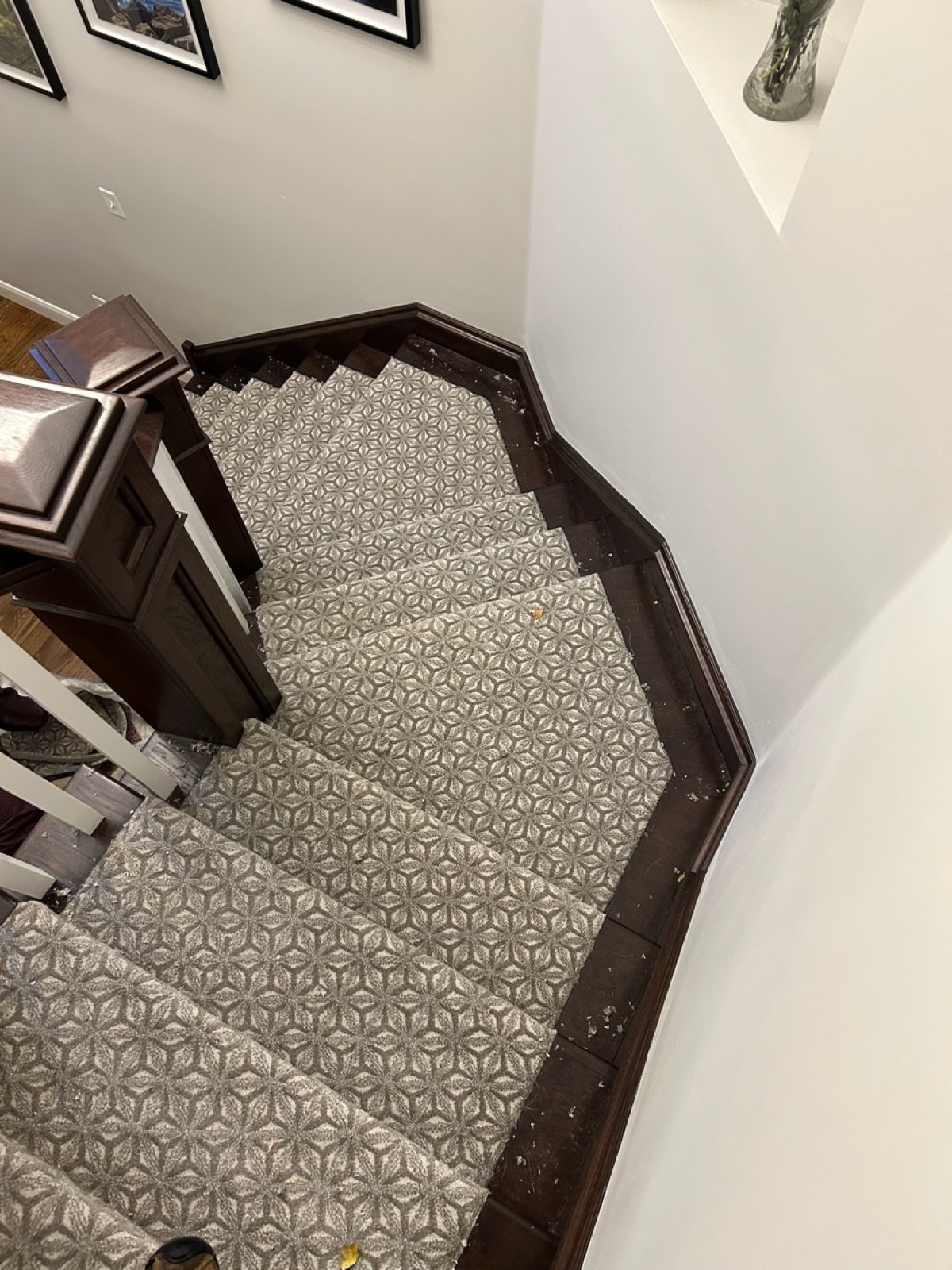 Custom carpet runner on curved staircase